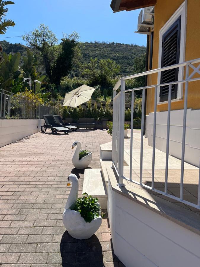 Residenza De Luca Apartment Tropea Exterior photo
